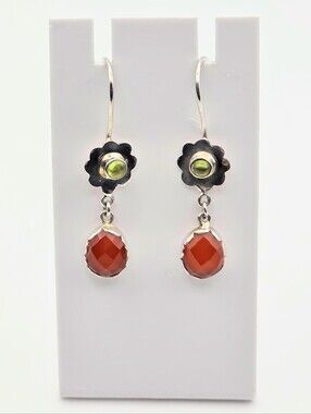 Peridot & Faceted Carnelian Floral Earrings In 925 Sterling Silver (2")